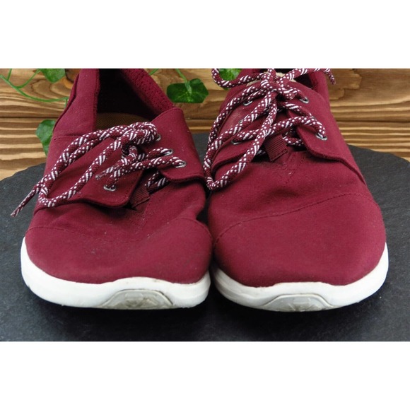 Toms Women Sz 11 M Burgundy Lace Up Running Fabric Shoe - Picture 2 of 7